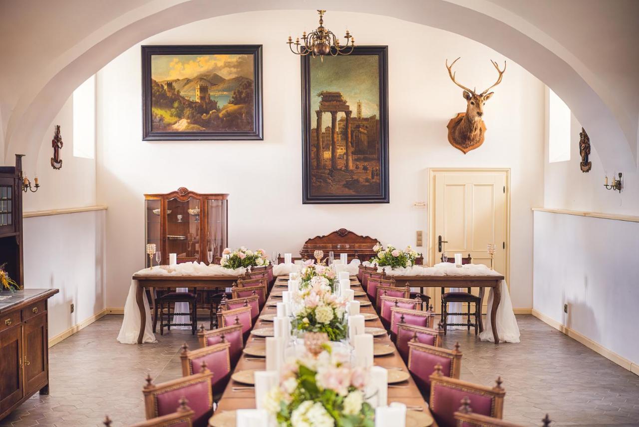 Chateau Rychvald Hotel Luaran gambar