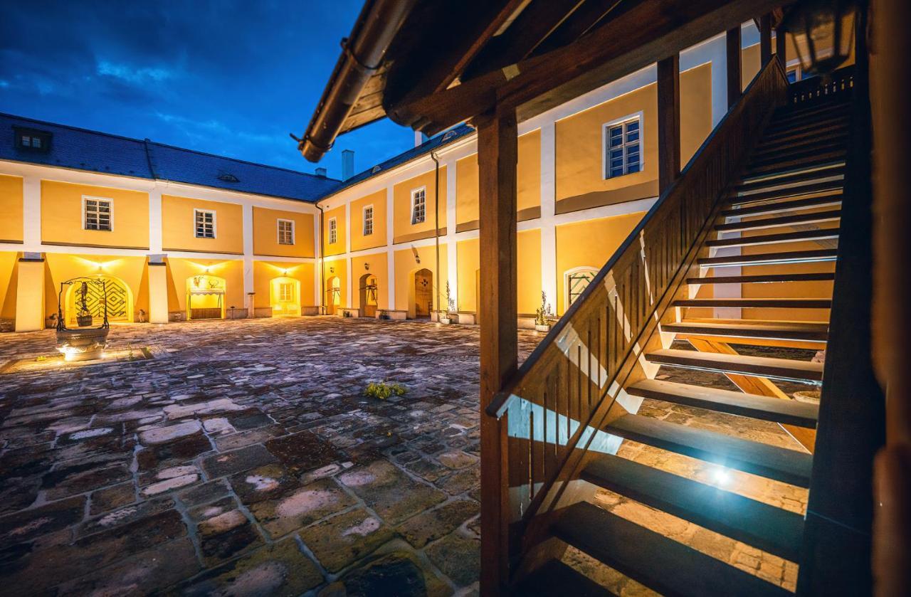Chateau Rychvald Hotel Luaran gambar