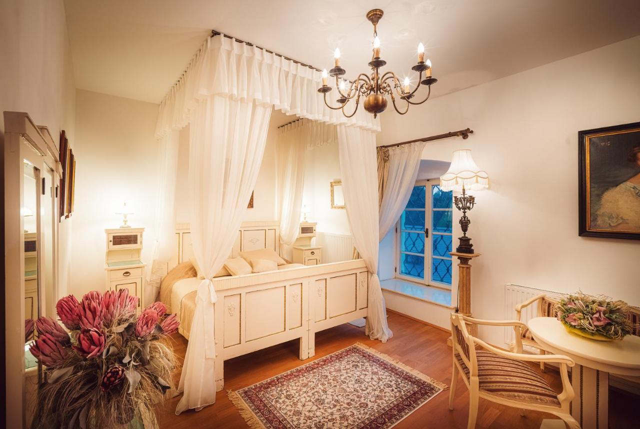 Chateau Rychvald Hotel Luaran gambar